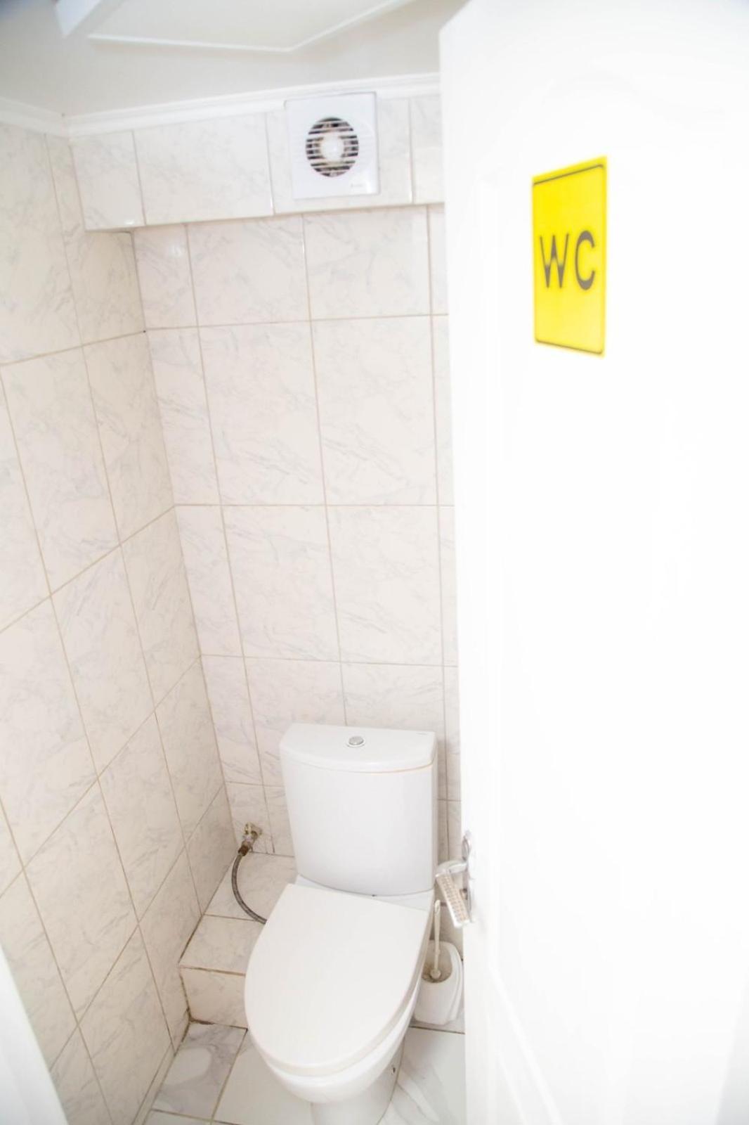 Sun City Hostel 4 Kiev Ngoại thất bức ảnh