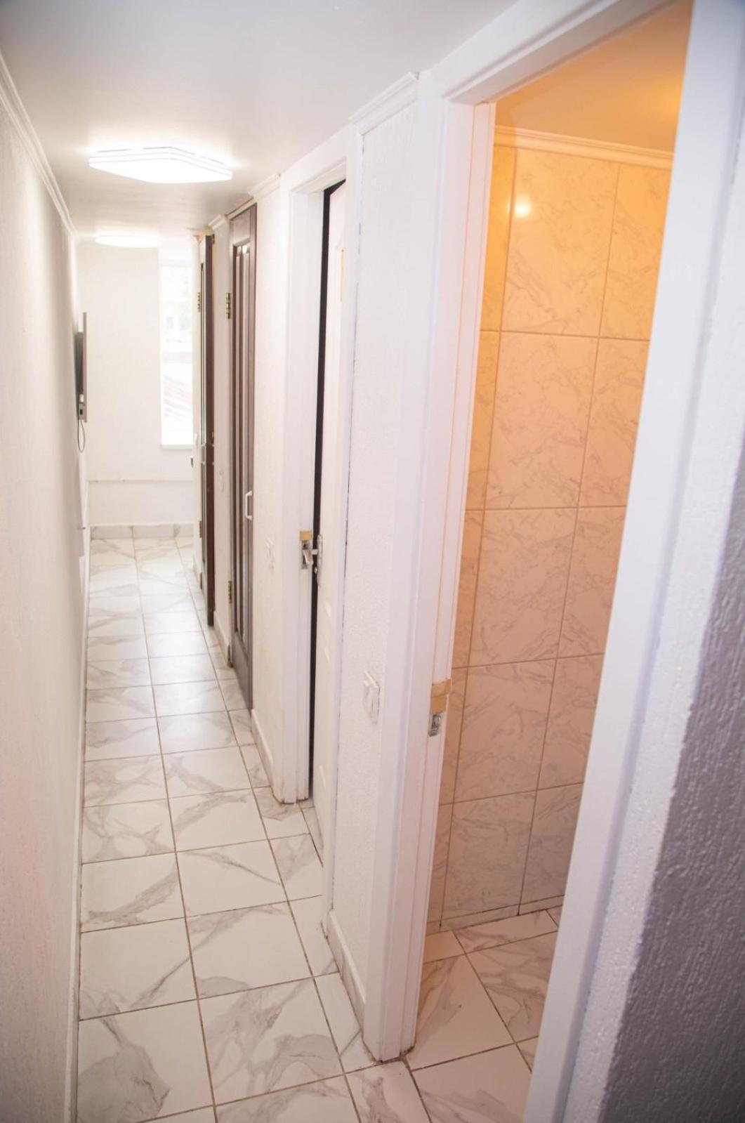 Sun City Hostel 4 Kiev Ngoại thất bức ảnh